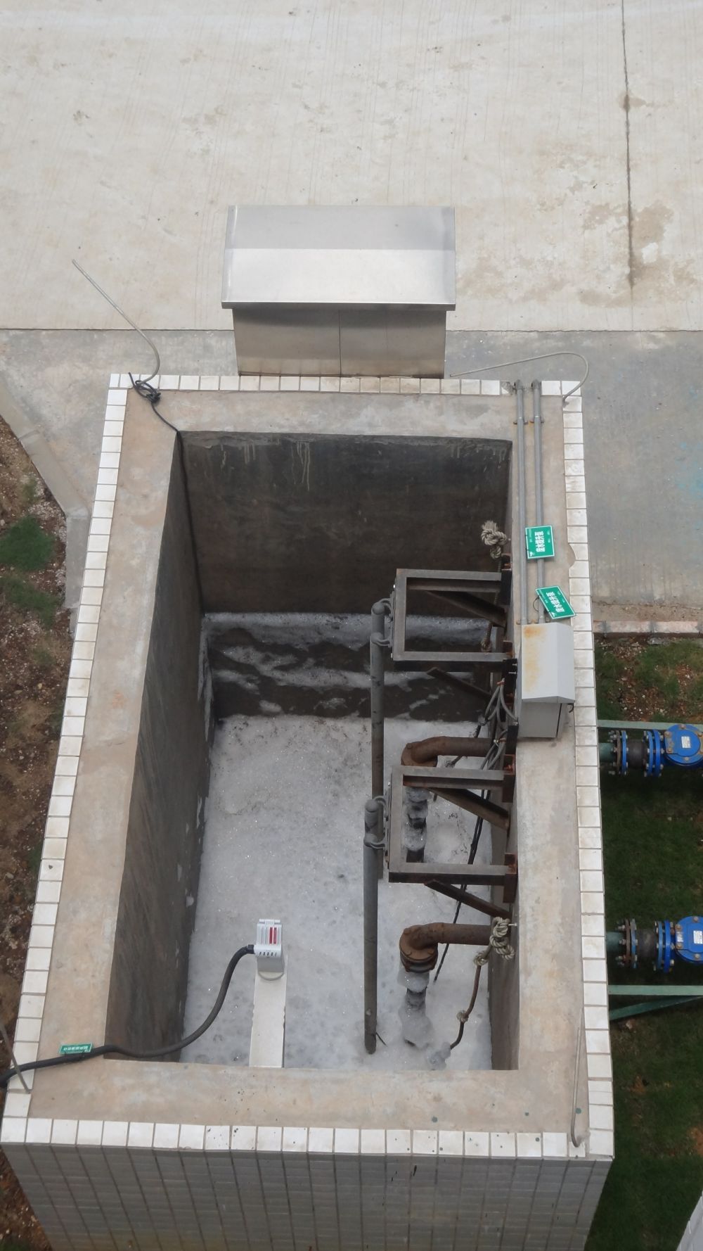 清遠某某（mǒu）垃圾場