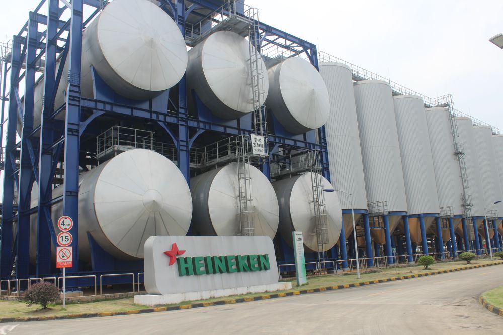 廣州某某啤（pí）酒100噸過濾軟化水工程